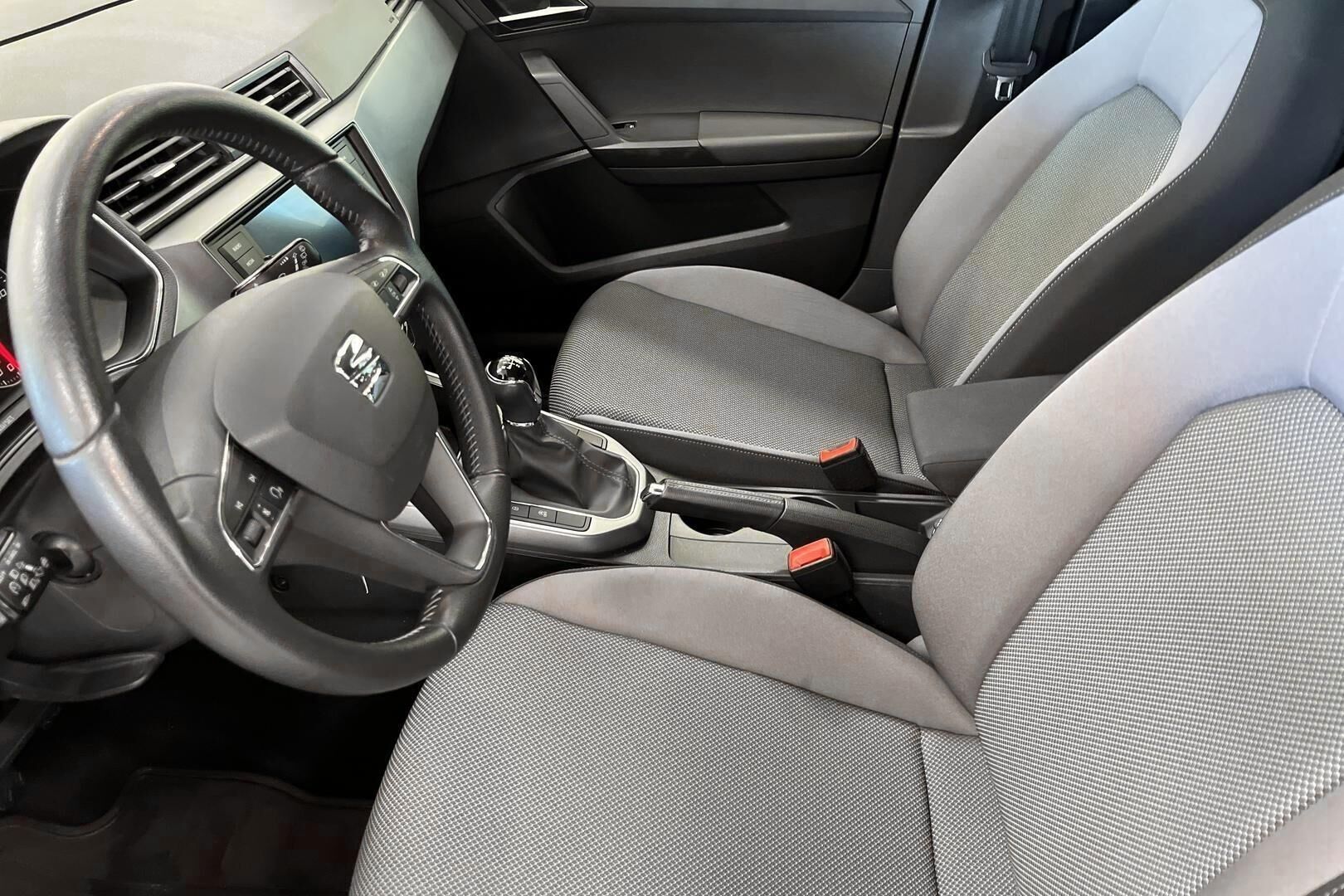 Seat Arona iso kuva 20