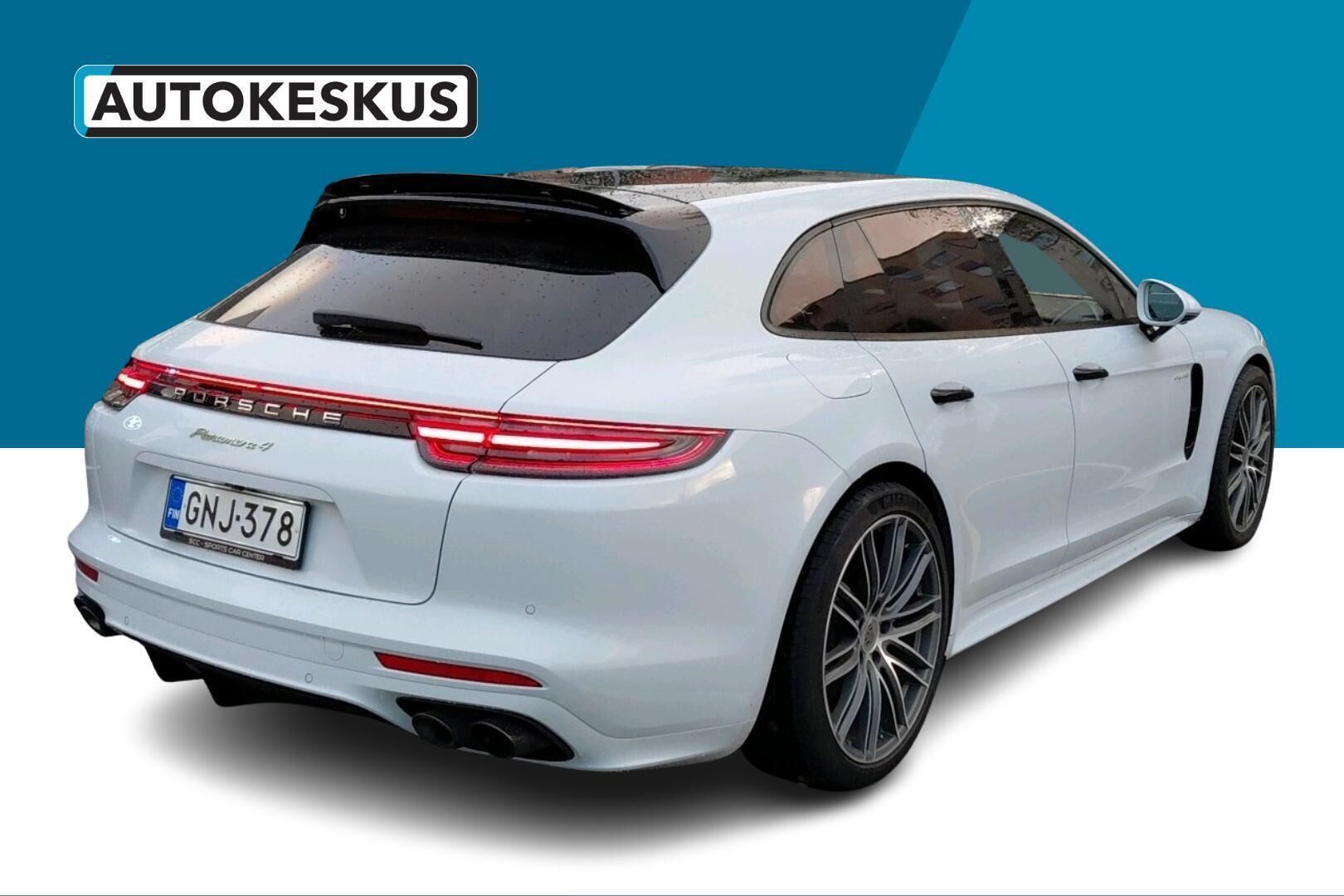 Porsche Panamera iso kuva 2