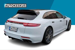 Porsche Panamera esikatselu 2