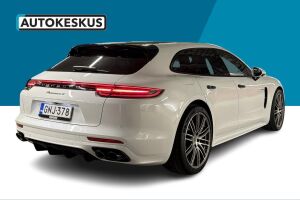 Porsche Panamera esikatselu 4