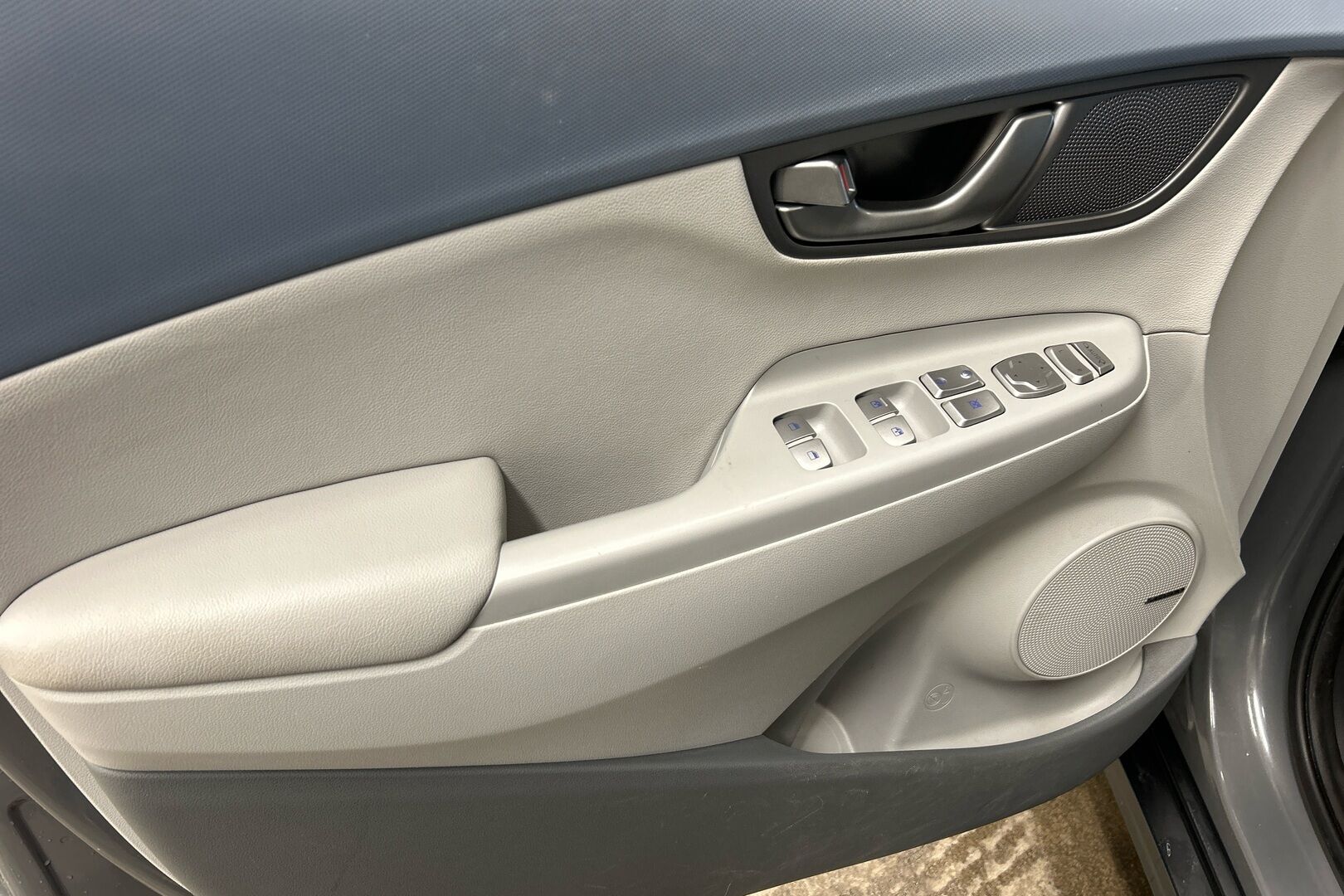 Hyundai KONA iso kuva 11