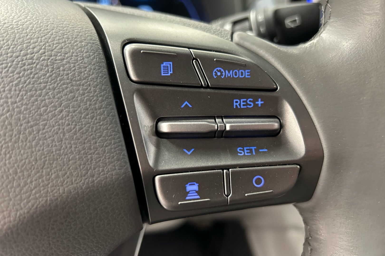 Hyundai KONA iso kuva 16