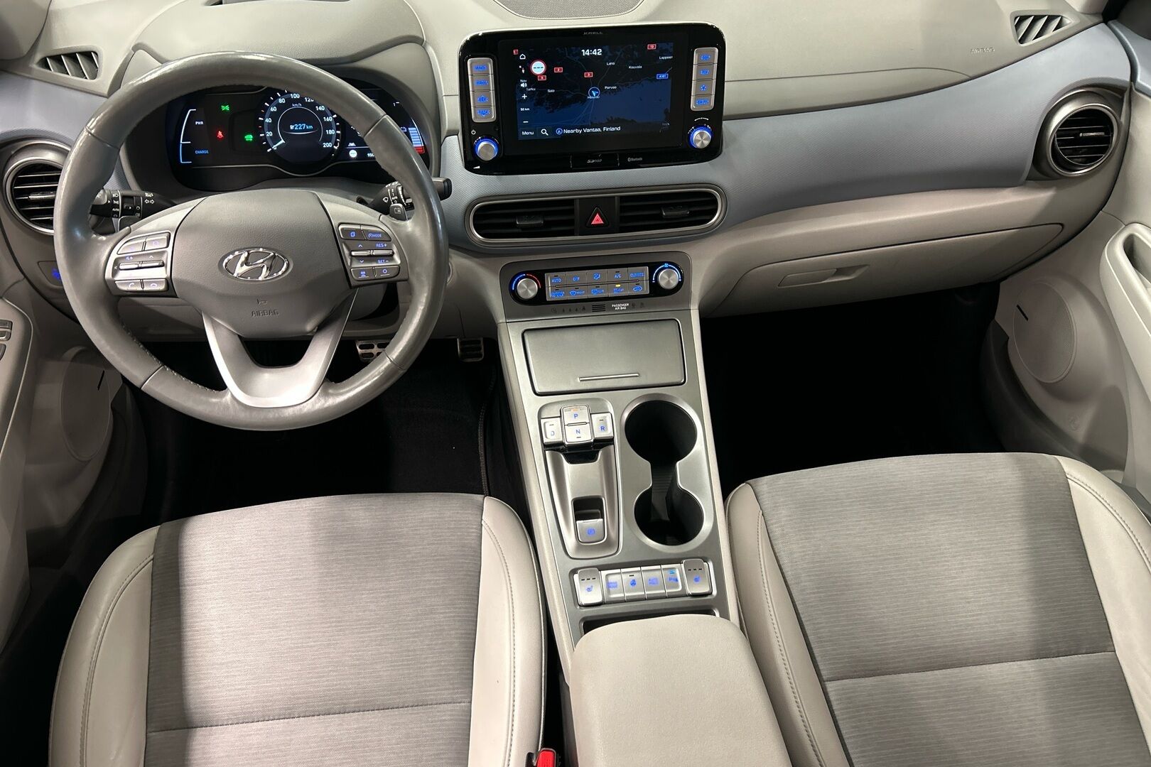 Hyundai KONA iso kuva 6