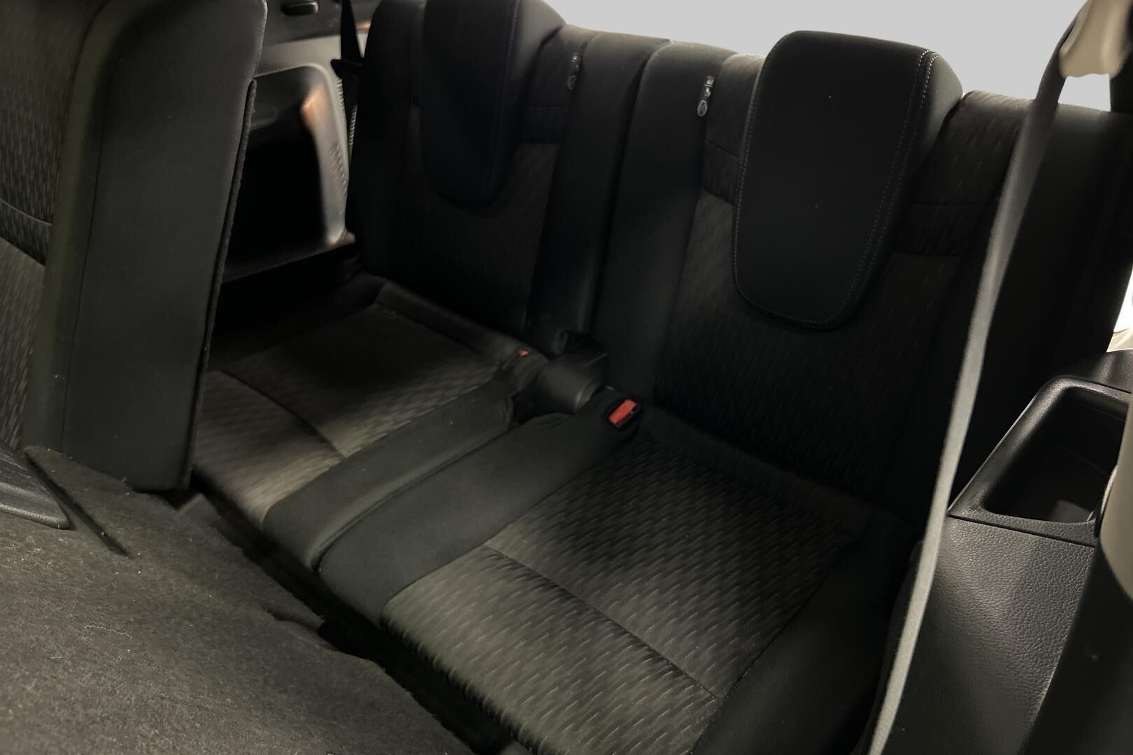 Nissan X-Trail iso kuva 9