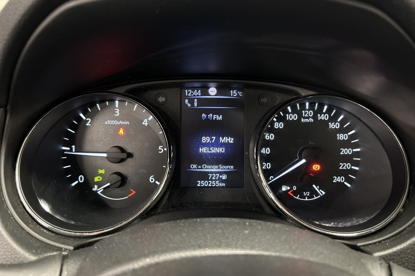 Nissan X-Trail iso kuva 27