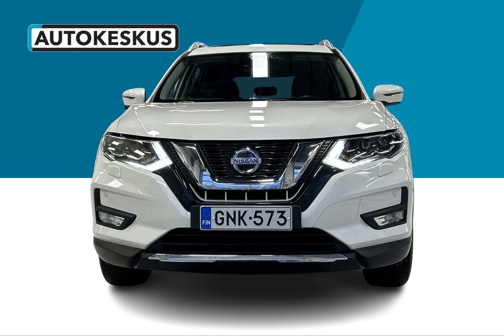 Nissan X-Trail iso kuva 1