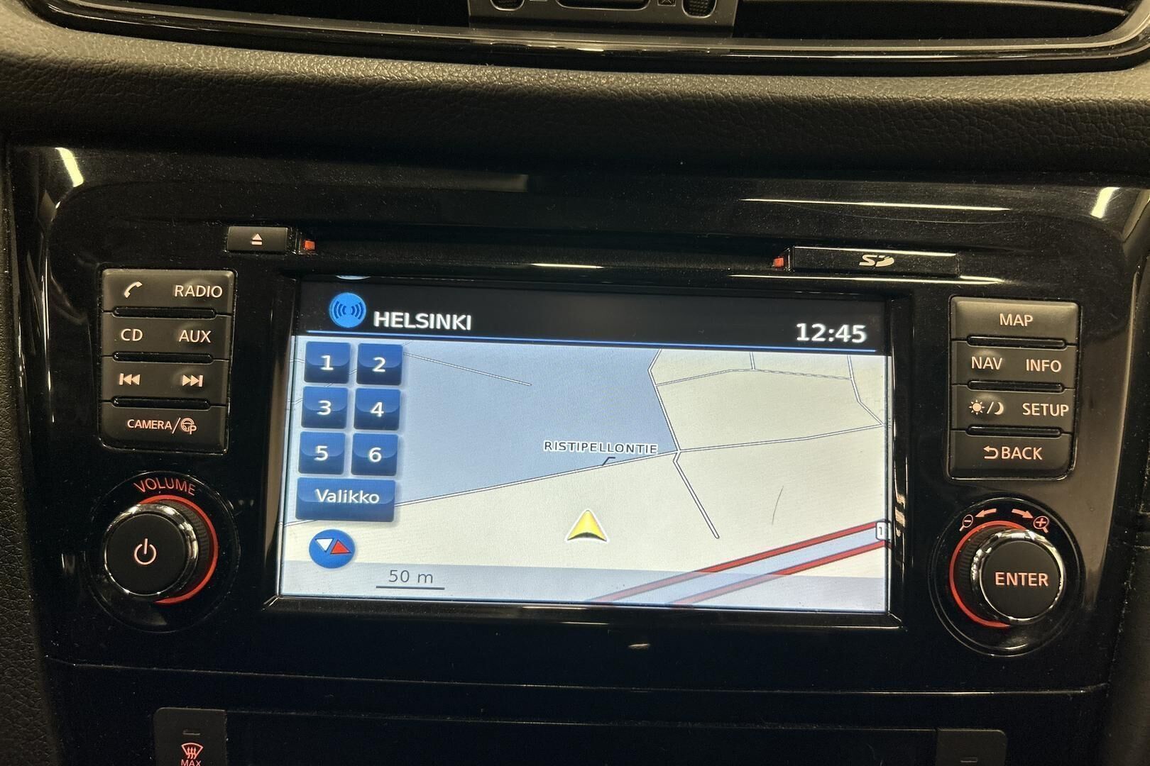 Nissan X-Trail iso kuva 15