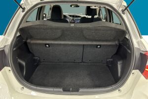 Toyota Yaris esikatselu 24