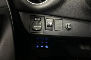 Toyota Yaris esikatselu 12