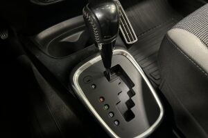 Toyota Yaris esikatselu 14