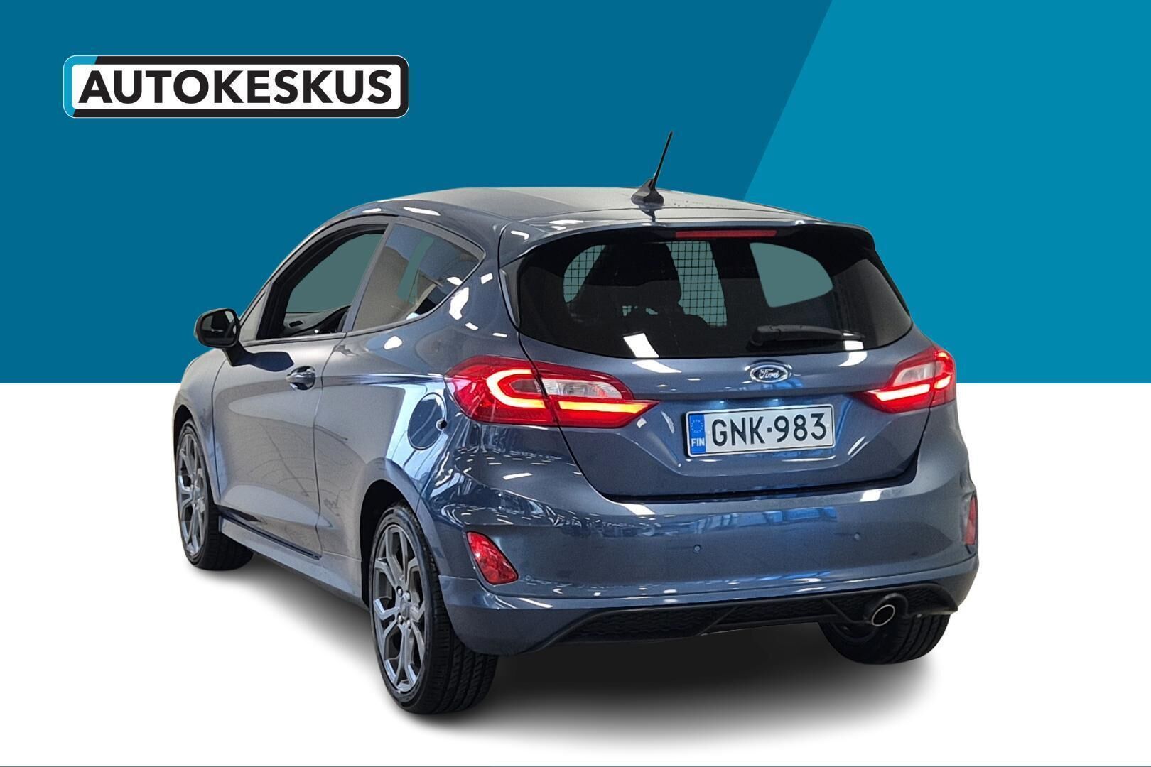 Ford Fiesta Van iso kuva 4