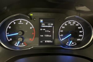 Toyota Yaris esikatselu 13