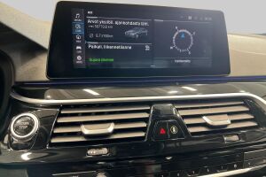 BMW 5-SARJA esikatselu 21