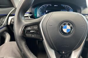 BMW 5-SARJA esikatselu 28