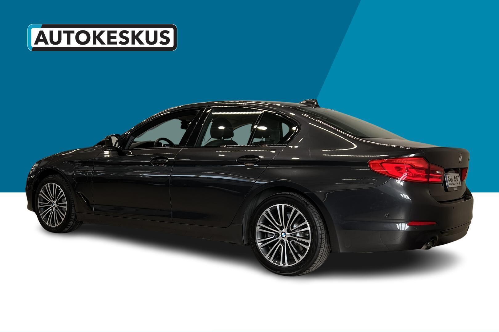 BMW 5-SARJA iso kuva 7