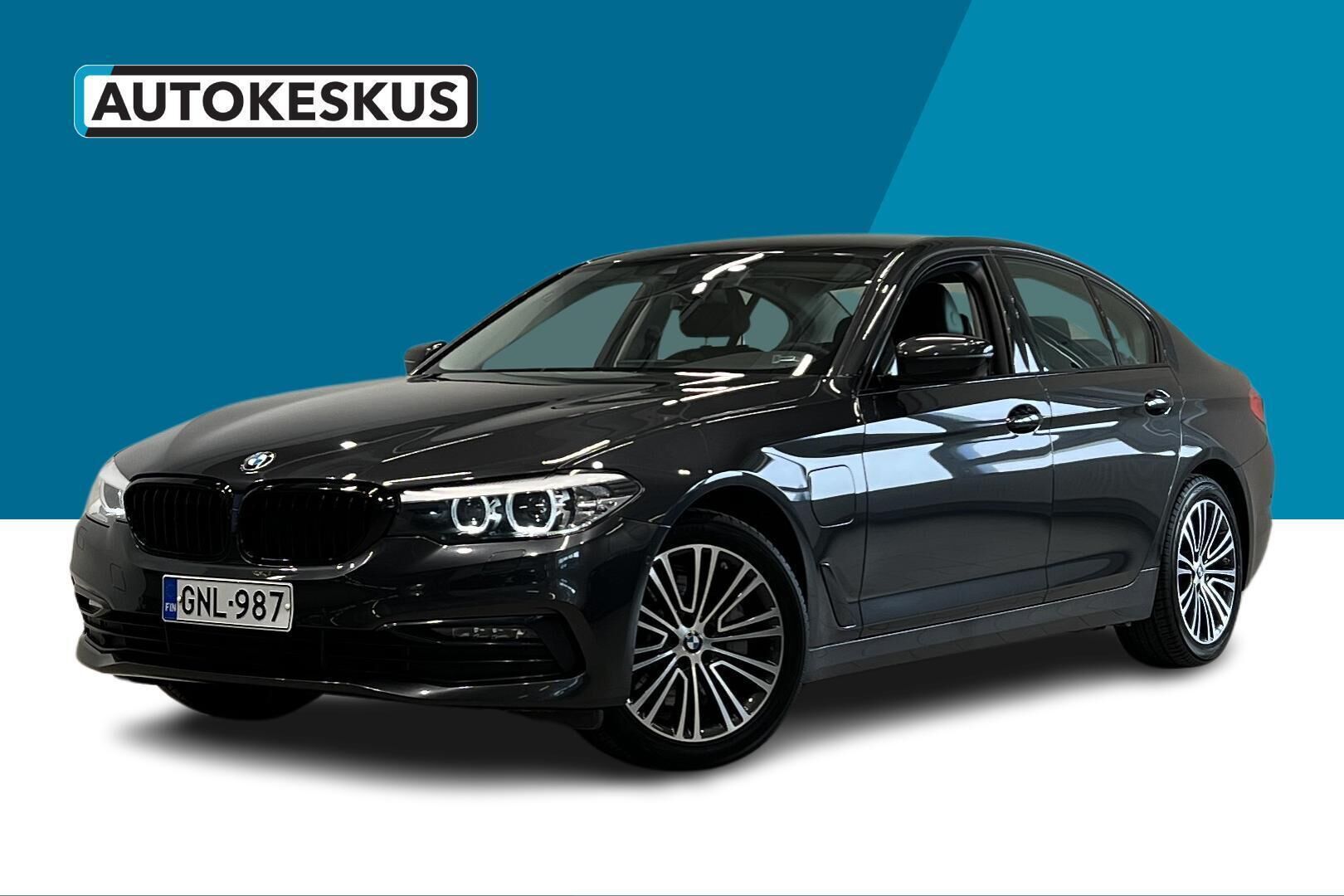 BMW 5-SARJA iso kuva 0