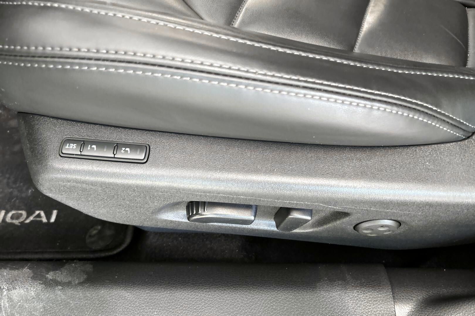 Nissan Qashqai iso kuva 13