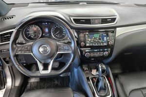 Nissan Qashqai esikatselu 11