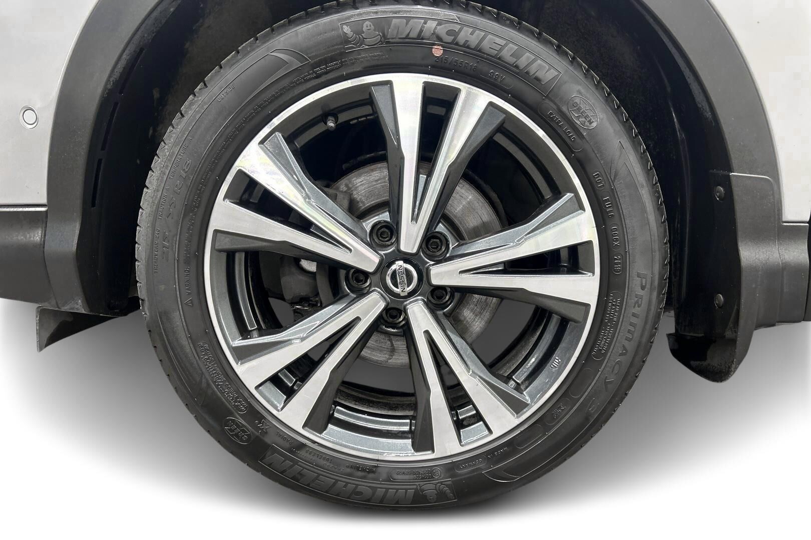 Nissan Qashqai iso kuva 13
