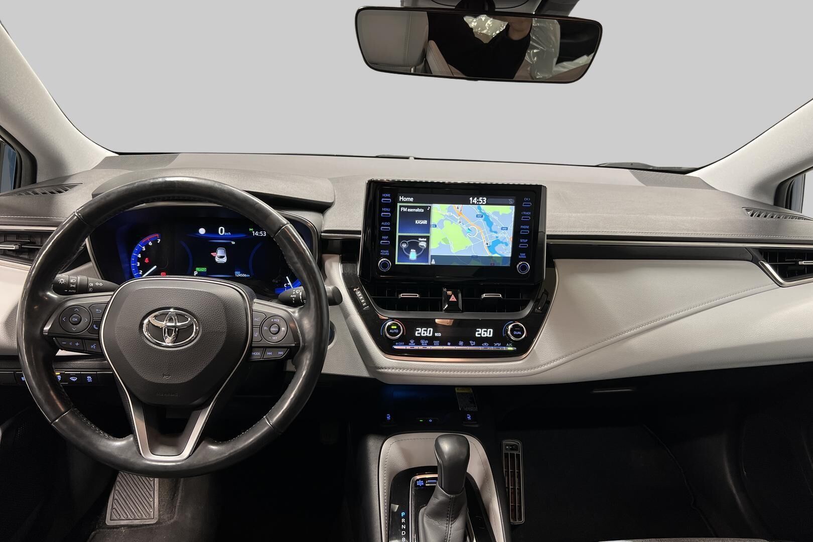 Toyota Corolla iso kuva 10