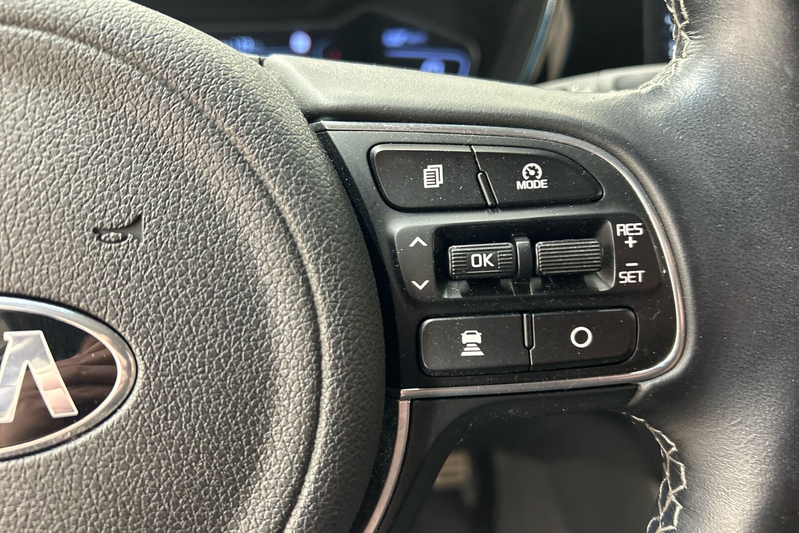 Kia Niro iso kuva 16