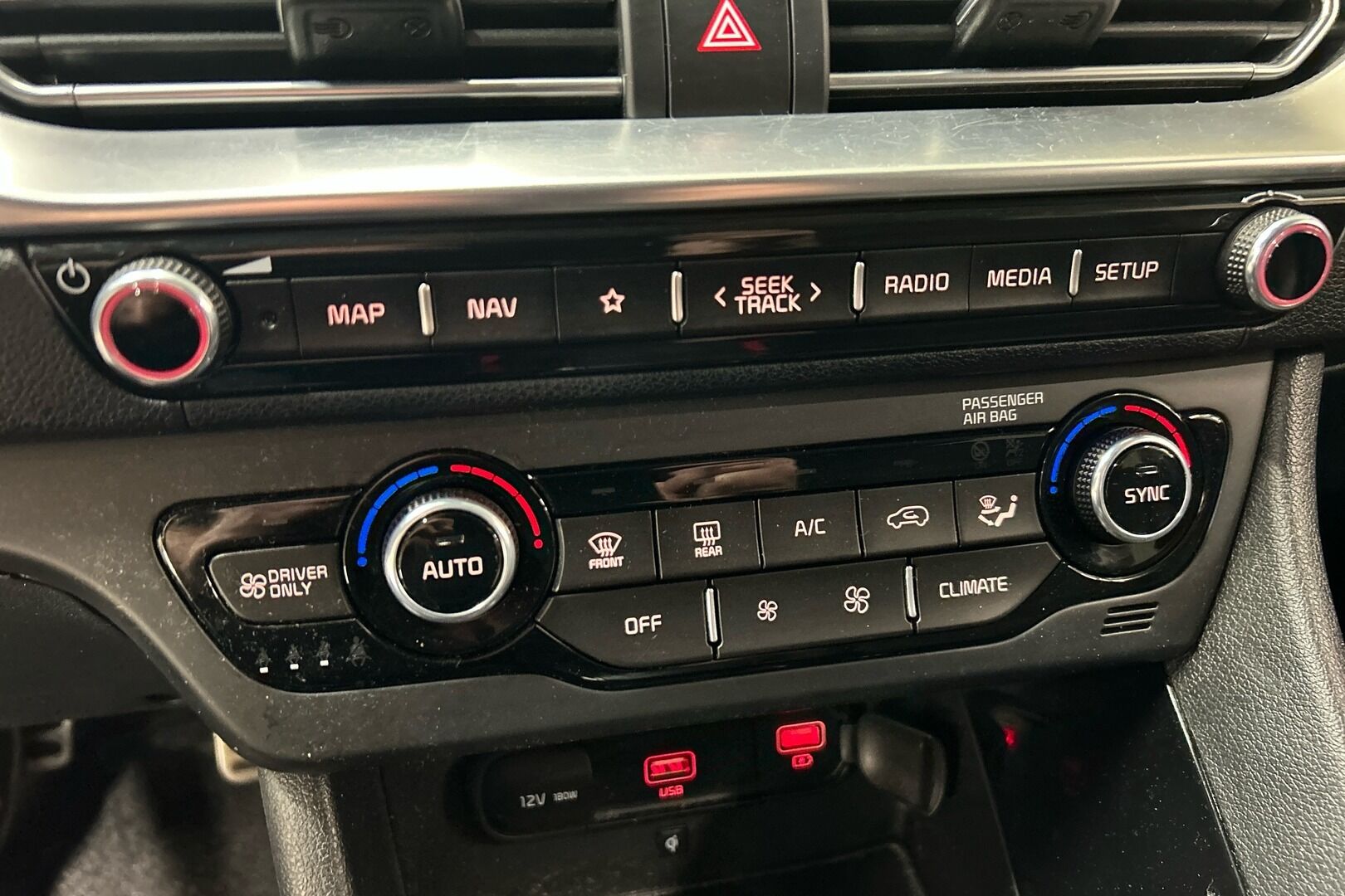 Kia Niro iso kuva 21