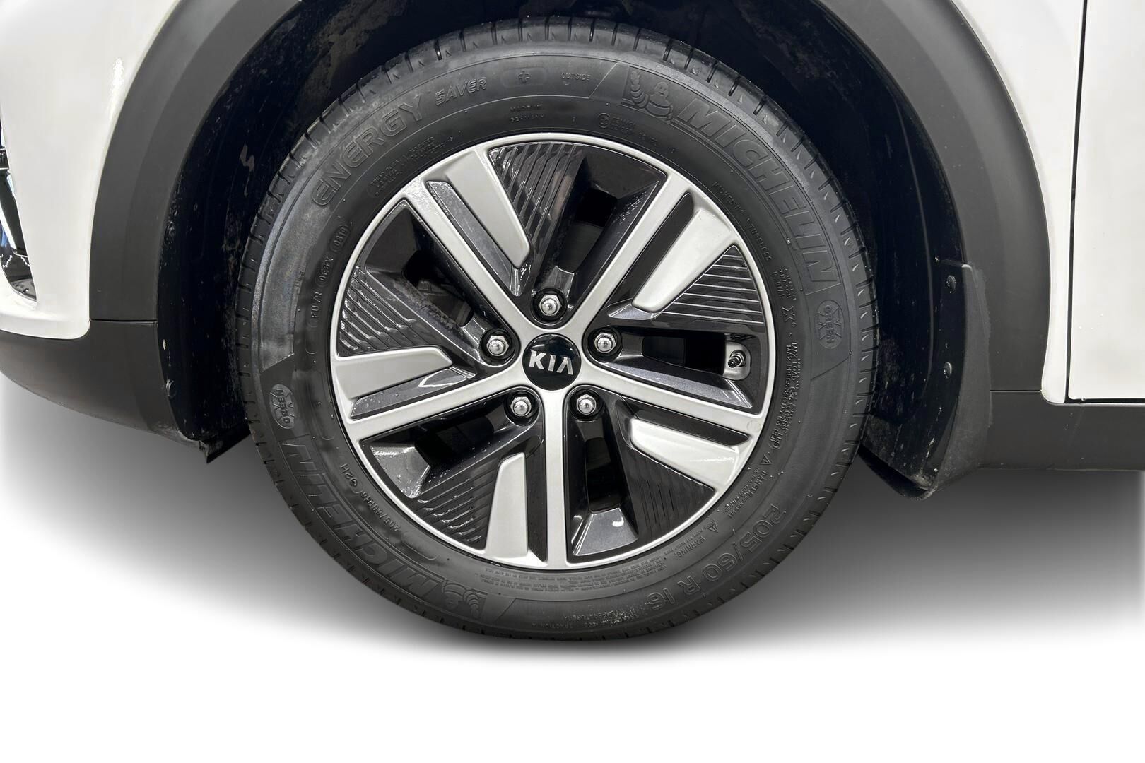 Kia Niro plug-in iso kuva 13