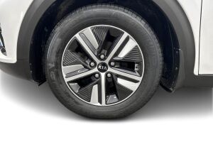 Kia Niro plug-in esikatselu 13