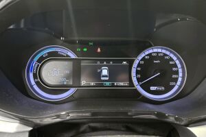 Kia Niro plug-in esikatselu 18