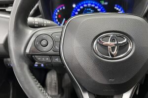 Toyota Corolla esikatselu 14