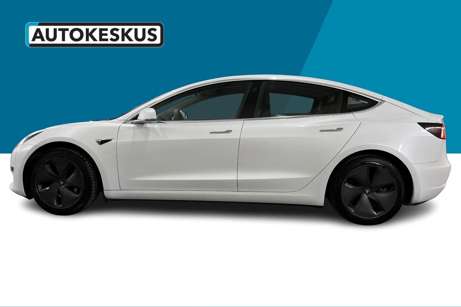 Tesla Model 3 iso kuva 14