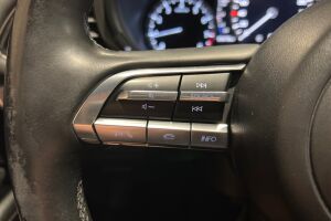 Mazda 3 esikatselu 15