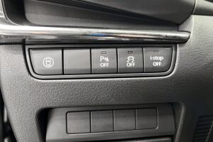 Mazda 3 esikatselu 22