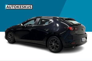 Mazda 3 esikatselu 7