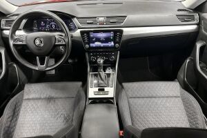 Skoda Superb esikatselu 8