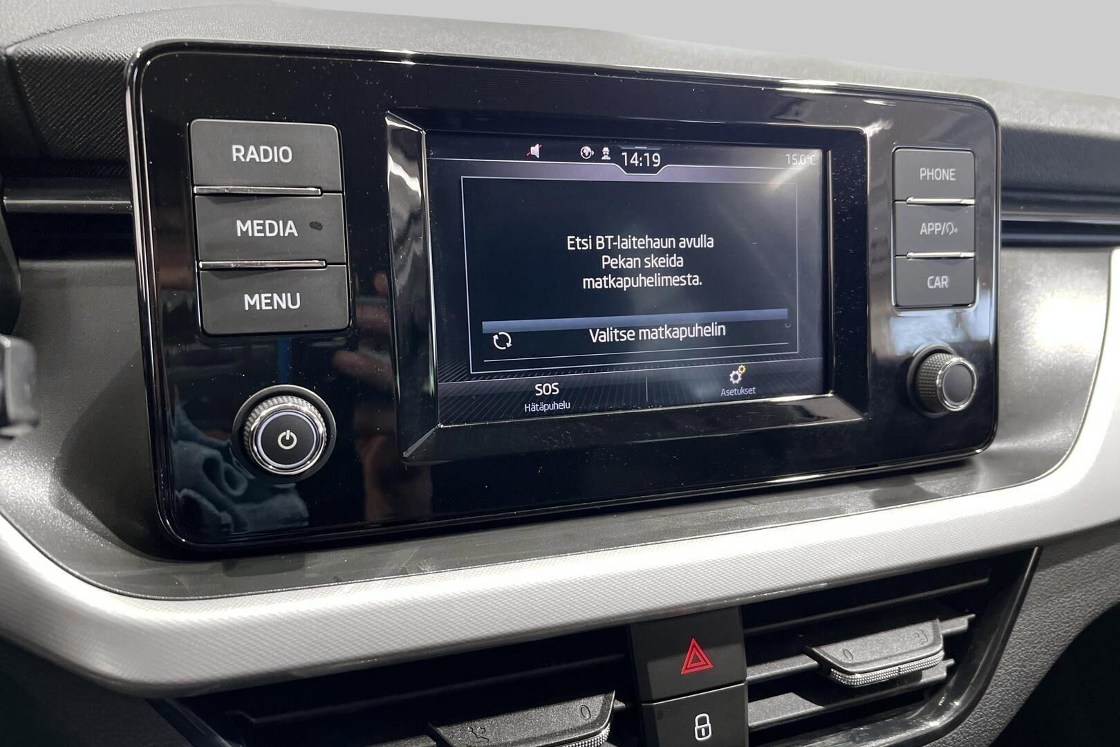Skoda Scala iso kuva 17