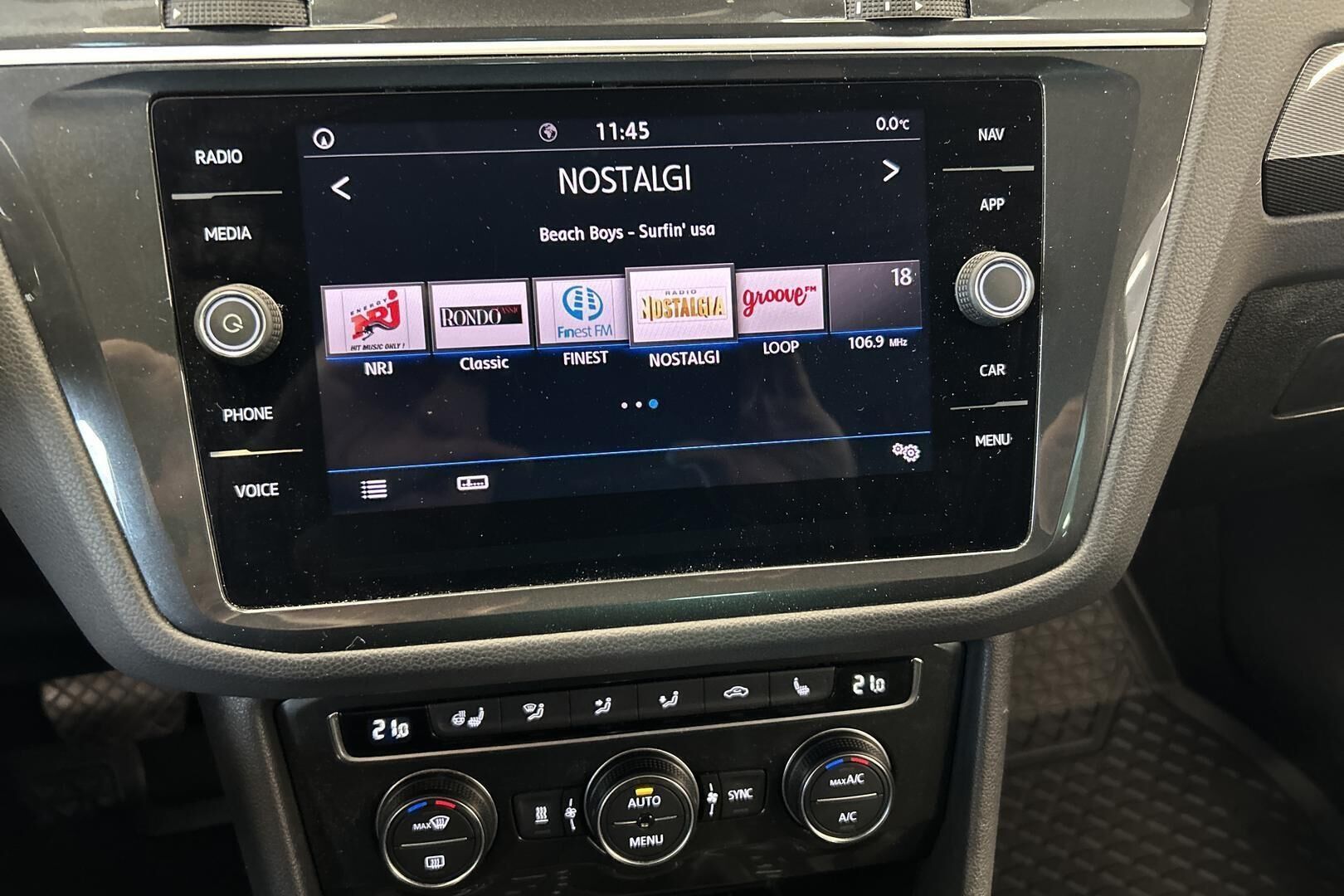 Volkswagen Tiguan iso kuva 14