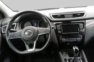 Nissan Qashqai esikatselu 2