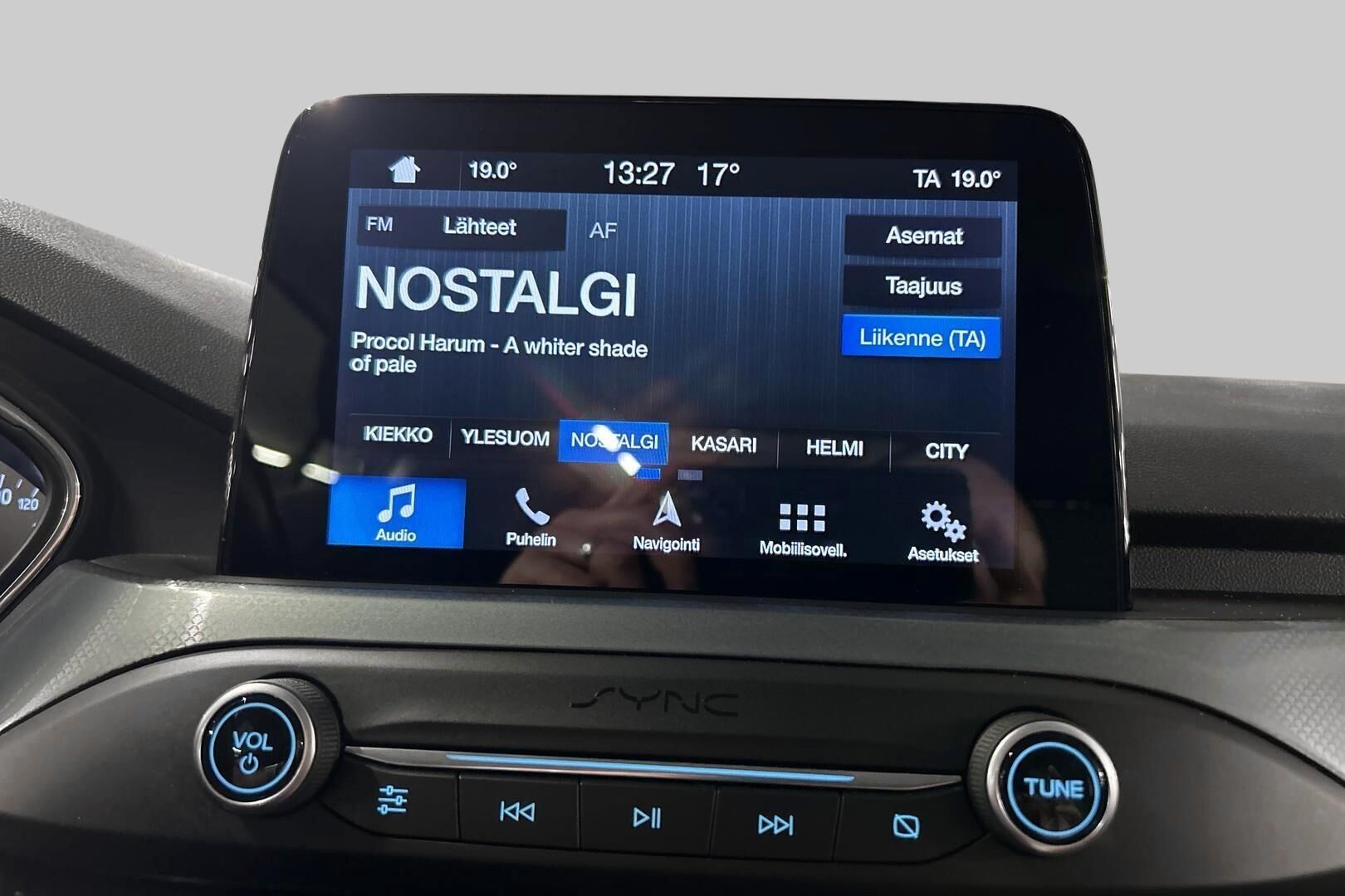 Ford Focus iso kuva 18
