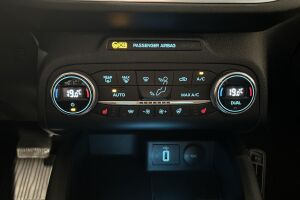 Ford Focus esikatselu 23