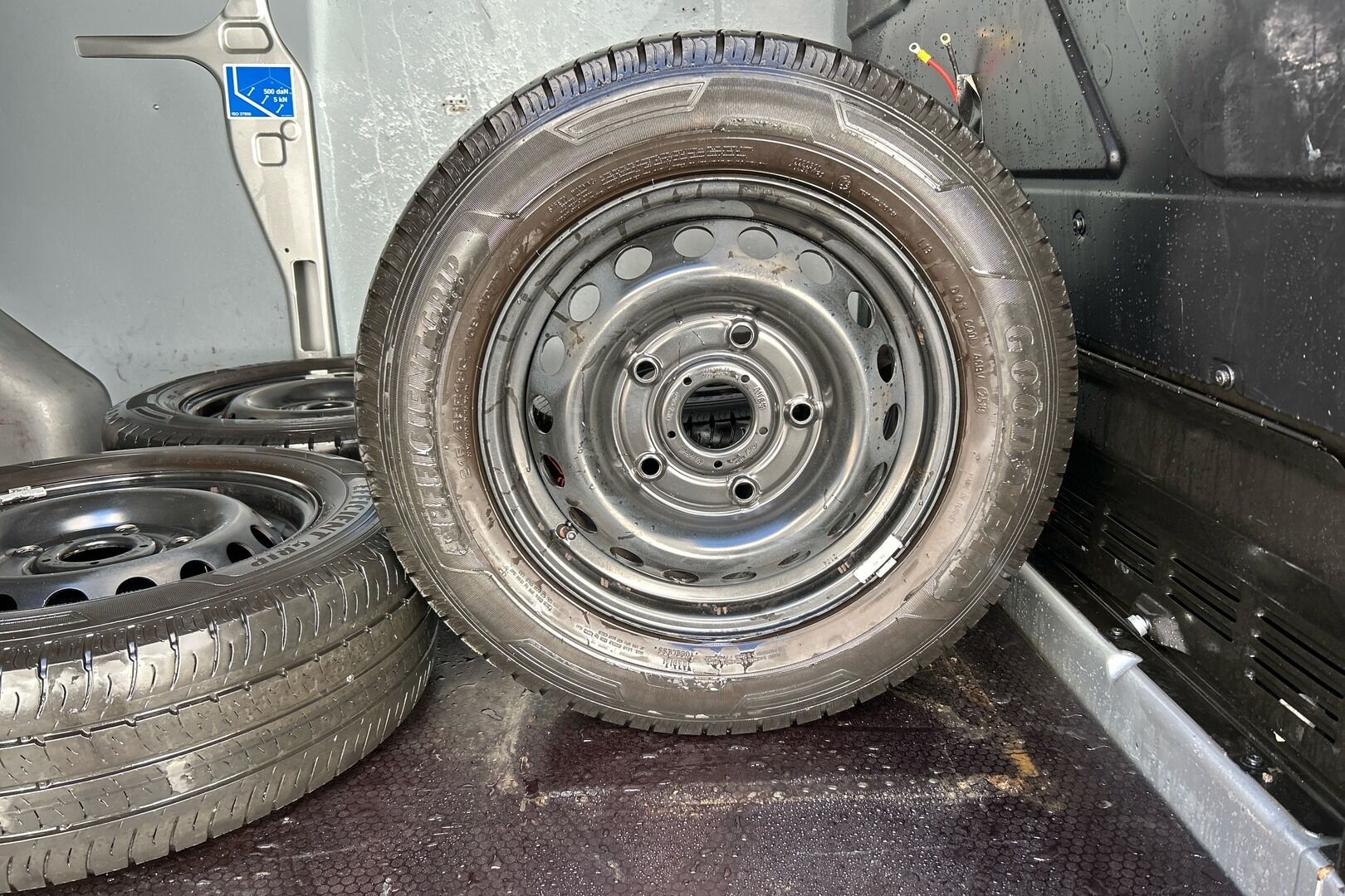 Ford Transit Custom iso kuva 20