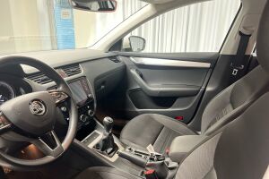 Skoda Octavia esikatselu 7