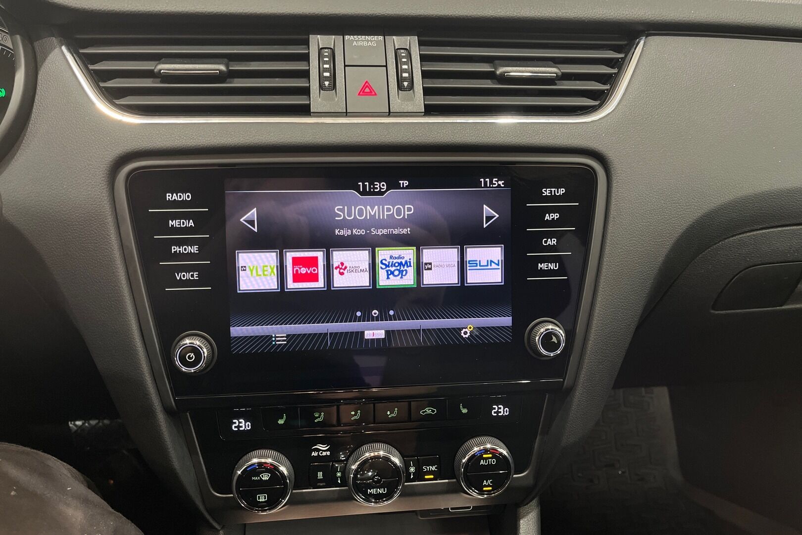 Skoda Octavia iso kuva 13