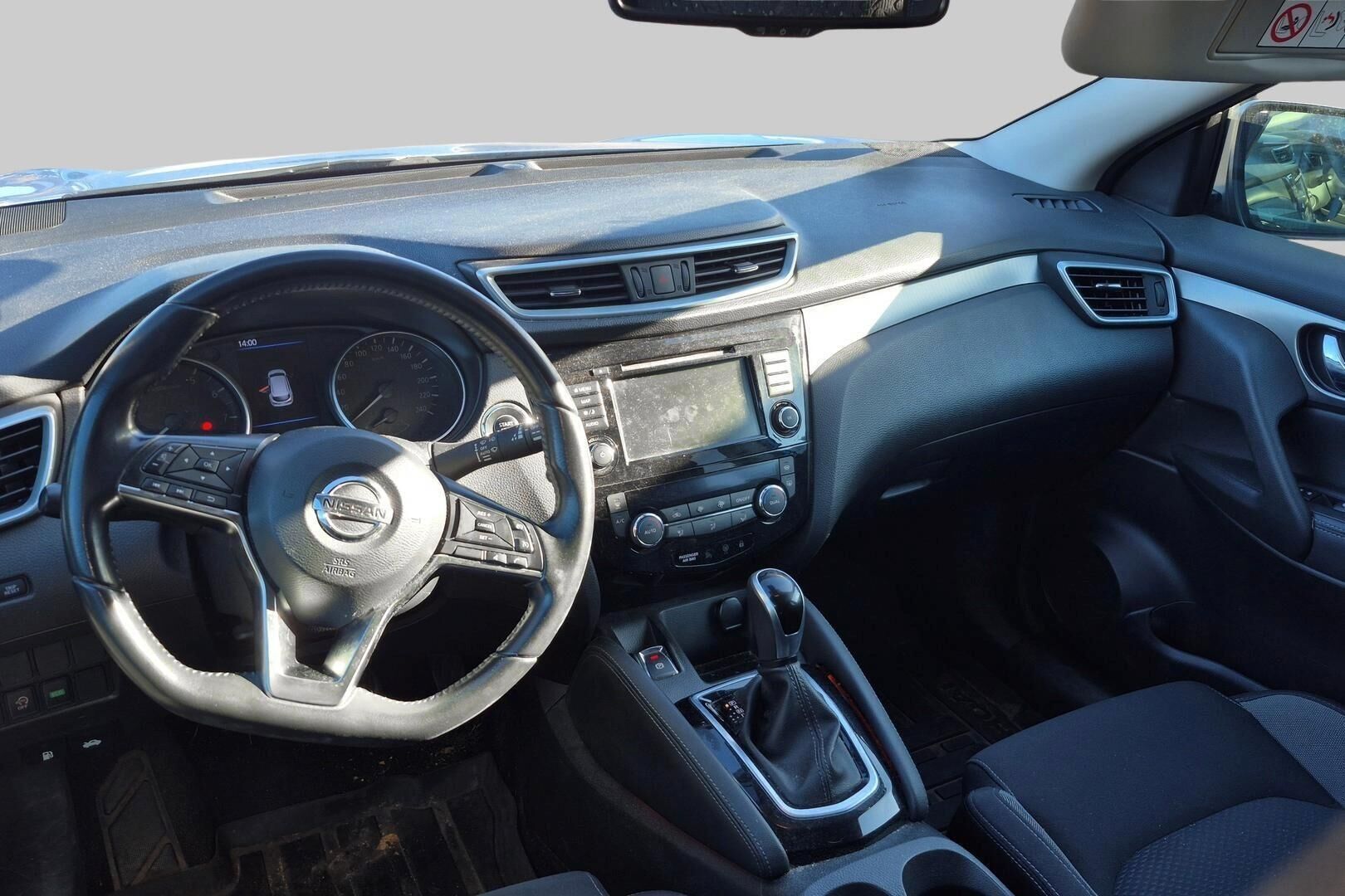 Nissan Qashqai iso kuva 2