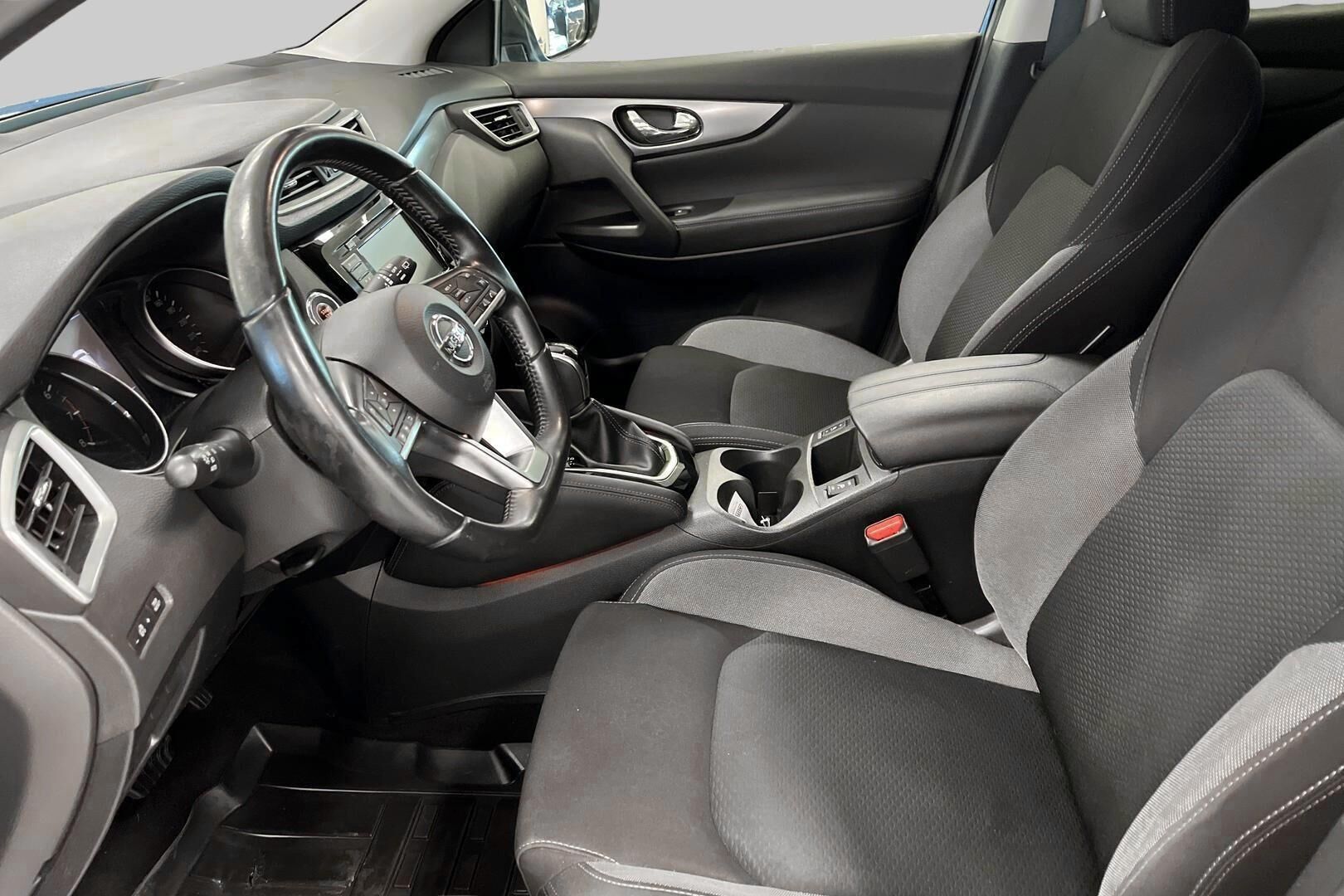 Nissan Qashqai iso kuva 18