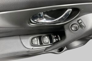 Nissan Qashqai esikatselu 12