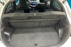 Toyota Yaris esikatselu 10