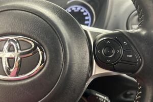Toyota Yaris esikatselu 14