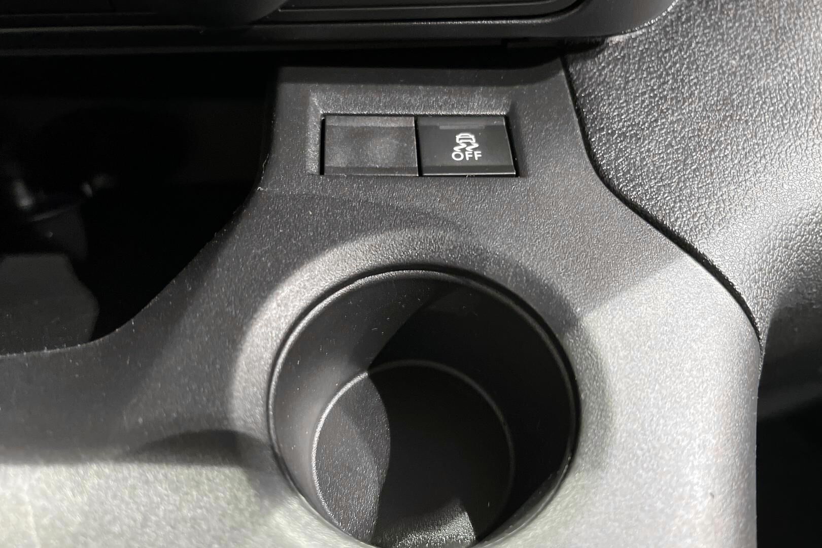 Opel Combo iso kuva 17