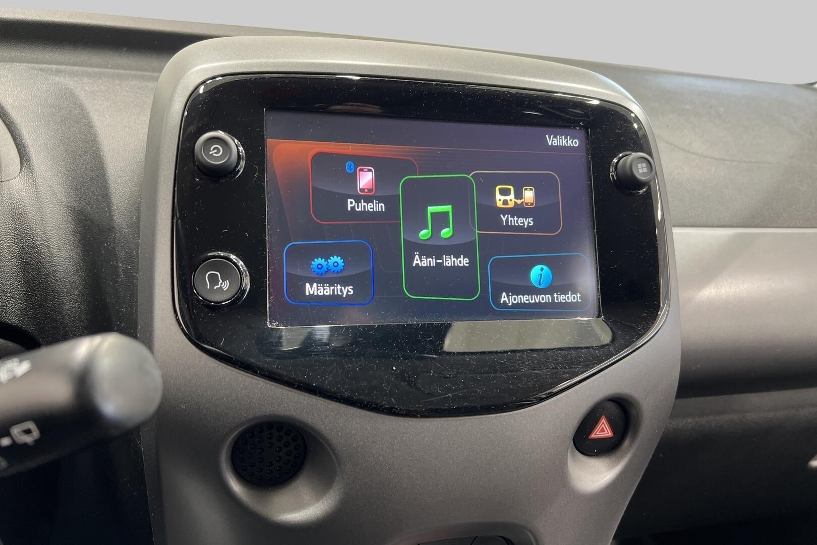Toyota AYGO iso kuva 17